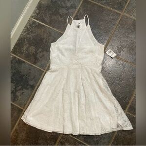 Charlotte Russe Elegant High Neck White Lace Dress Women’s Size M